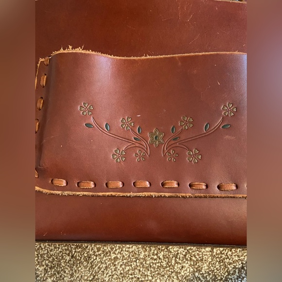 Beautiful Dark Brown Leather El Portal Handbag - Picture 2 of 8